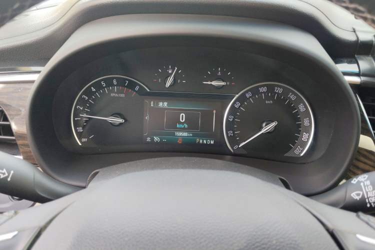 Used Buick GL8 2017 ES 28T Luxury Model China V Standard Instrument Cluster