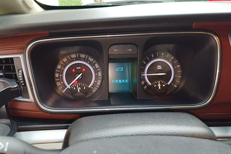 Used Buick GL8 2017 25S Luxury Version China V Standard Instrument Cluster