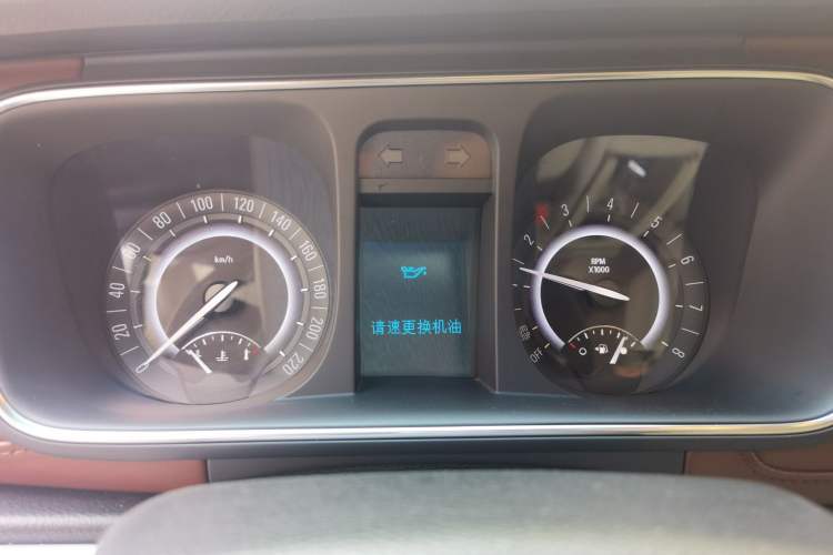 Used Buick GL8 2017 25S Prestige Version China V Standard Instrument Cluster