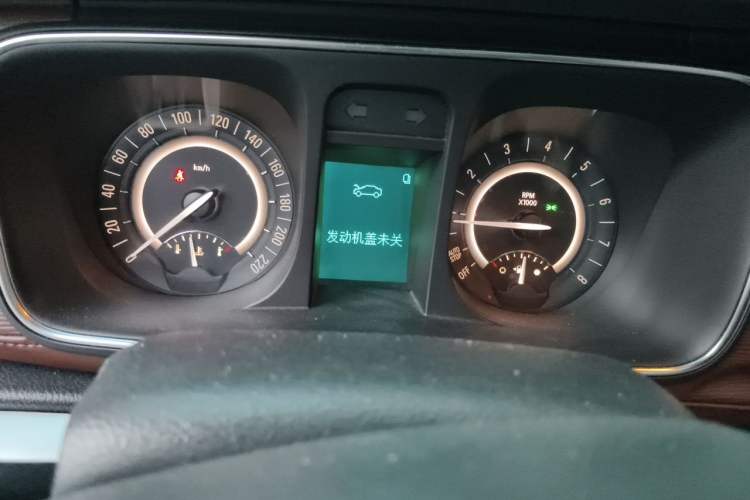 Used Buick GL8 2017 25S Prestige Version China V Standard Instrument Cluster