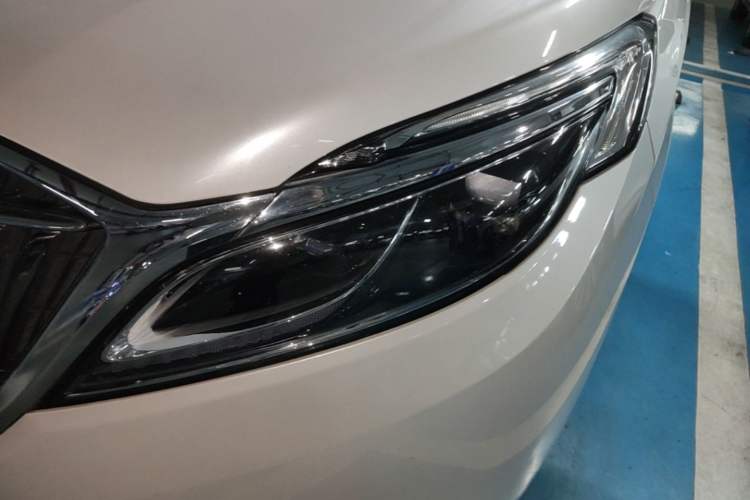 Used Buick GL8 2017 ES 28T Premium Version China V Standard Left Front Headlight