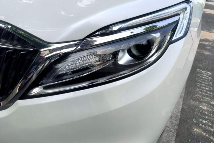 Used Buick GL8 2017 ES 28T Comfort Model China V Standard Left Front Headlight