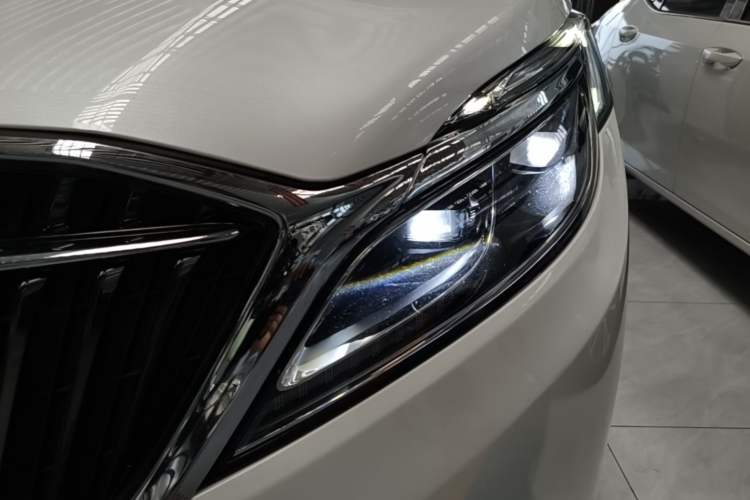 Used Buick GL8 2017 ES 28T Premium Version China V Standard Left Front Headlight