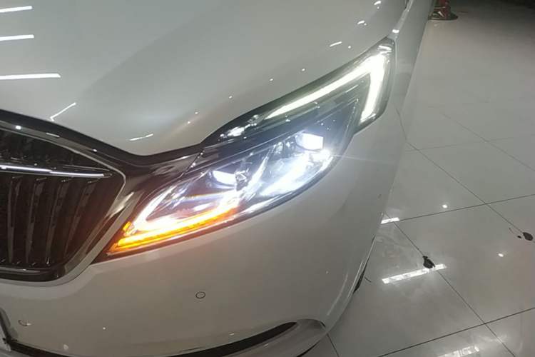 Used Buick GL8 2017 ES 28T Flagship Model China V Standard Left Front Headlight