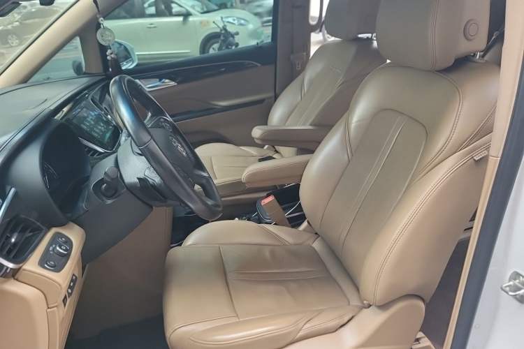 Used Buick GL8 2017 ES 28T Flagship Model China V Standard Left Front Seat