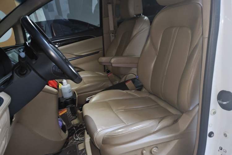 Used Buick GL8 2017 ES 28T Luxury Model China V Standard Left Front Seat