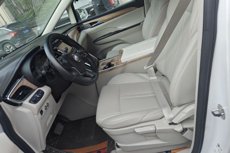 Used Buick GL8 2017 ES 28T Comfort Model China V Standard Left Front Seat