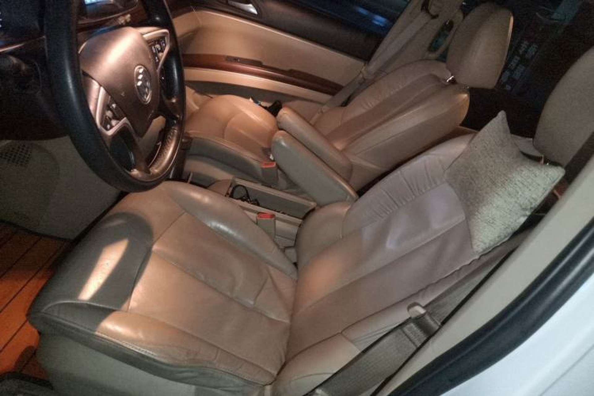 Used Buick GL8 2017 25S Luxury Version China V Standard Left Front Seat