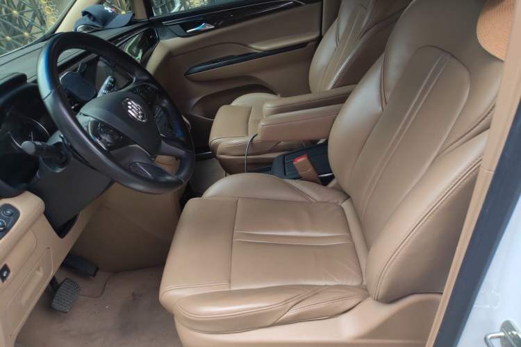 Used Buick GL8 2017 ES 28T Premium Version China V Standard Left Front Seat