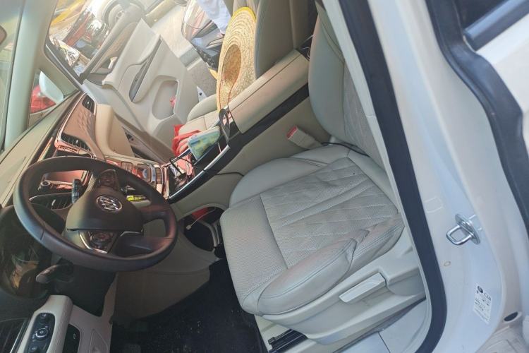 Used Buick GL8 2017 ES 28T Comfort Model China V Standard Left Front Seat