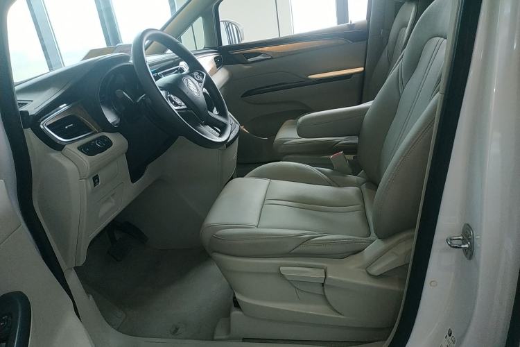 Used Buick GL8 2017 ES 28T Comfort Model China V Standard Left Front Seat