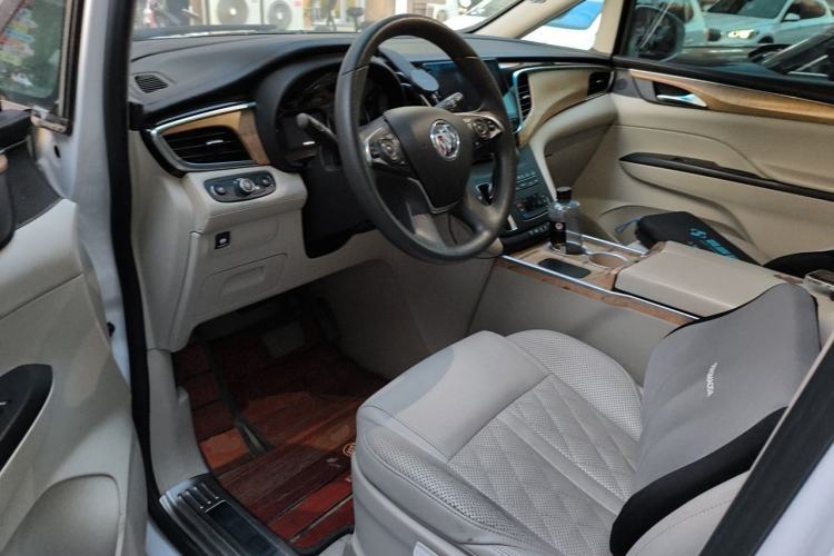 Used Buick GL8 2017 ES 28T Comfort Model China V Standard Left Front Seat