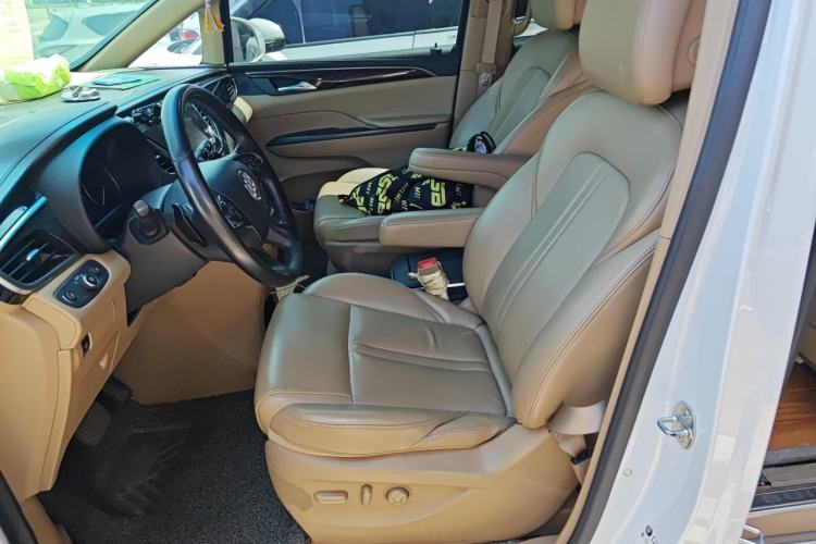 Used Buick GL8 2017 ES 28T Premium Version China V Standard Left Front Seat