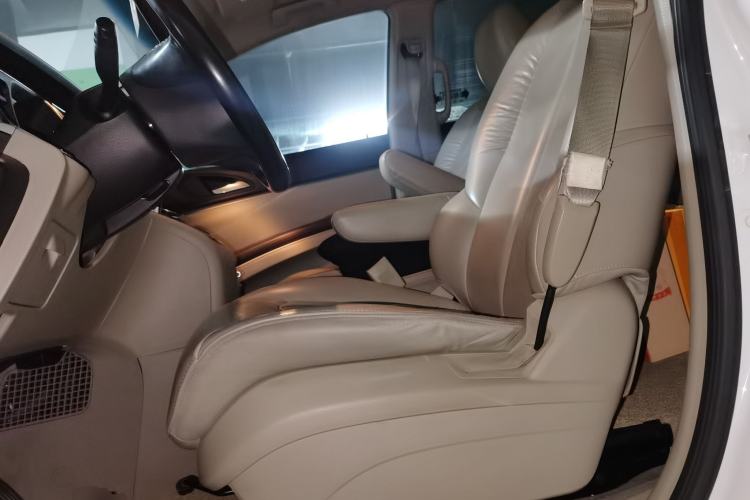 Used Buick GL8 2017 25S Luxury Version China V Standard Left Front Seat