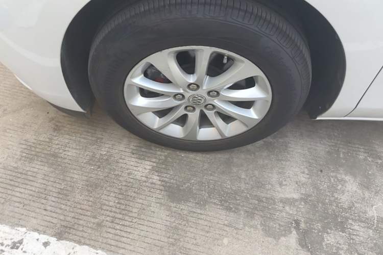 Used Buick GL8 2017 ES 28T Premium Version China V Standard Left Front Wheel Hub