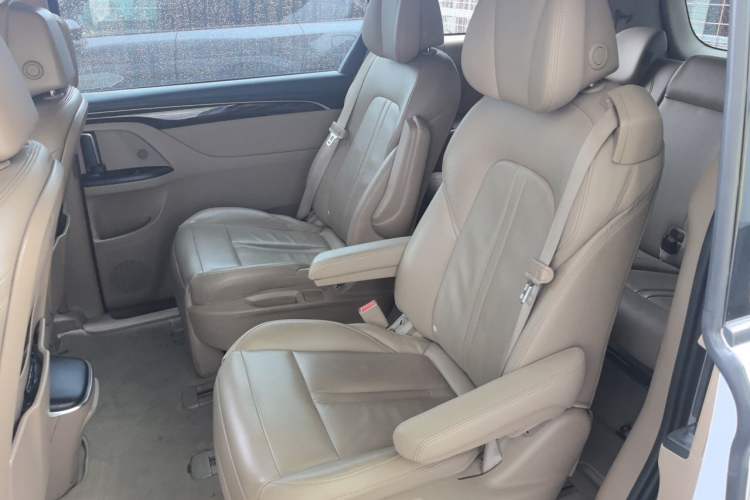 Used Buick GL8 2017 ES 28T Luxury Model China V Standard Left Rear Seat