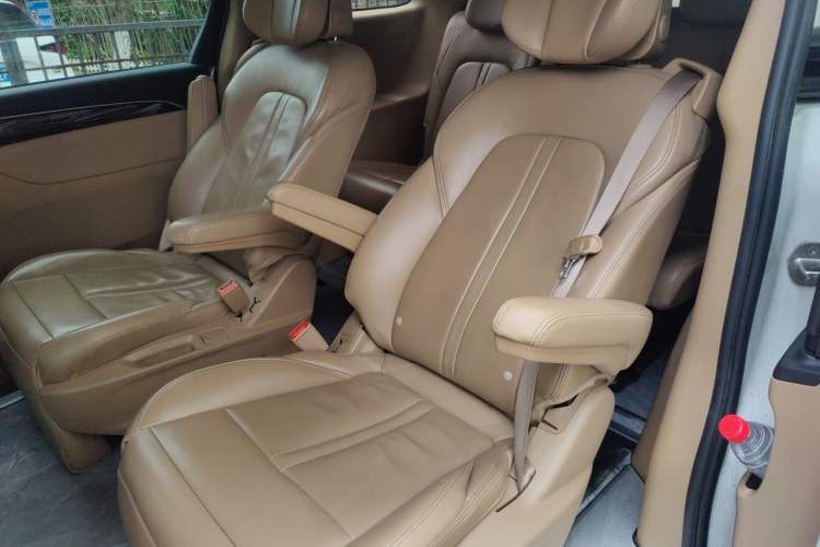 Used Buick GL8 2017 ES 28T Luxury Model China V Standard Left Rear Seat