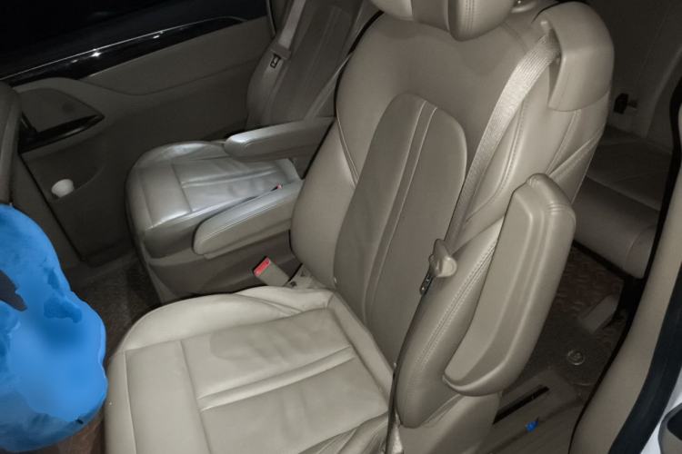 Used Buick GL8 2017 ES 28T Luxury Model China V Standard Left Rear Seat