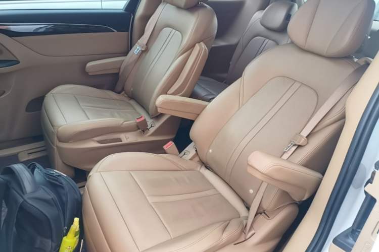 Used Buick GL8 2017 ES 28T Flagship Model China V Standard Left Rear Seat