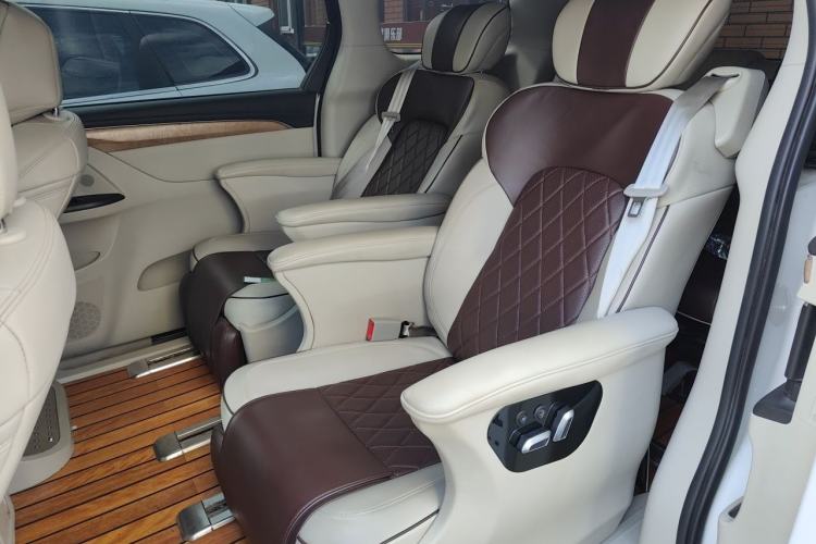 Used Buick GL8 2017 ES 28T Comfort Model China V Standard Left Rear Seat