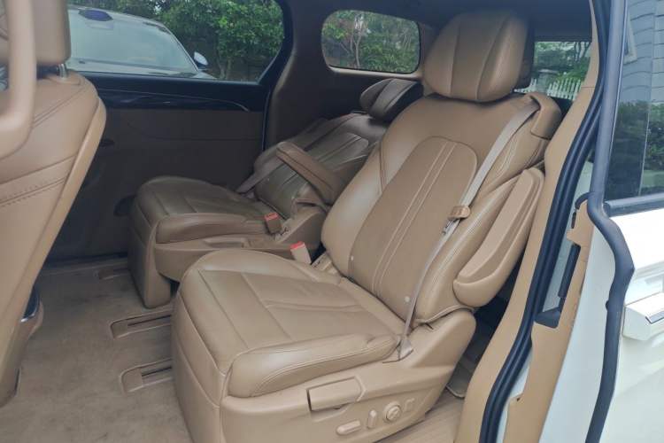 Used Buick GL8 2017 ES 28T Flagship Model China V Standard Left Rear Seat