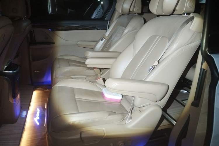 Used Buick GL8 2017 ES 28T Flagship Model China V Standard Left Rear Seat