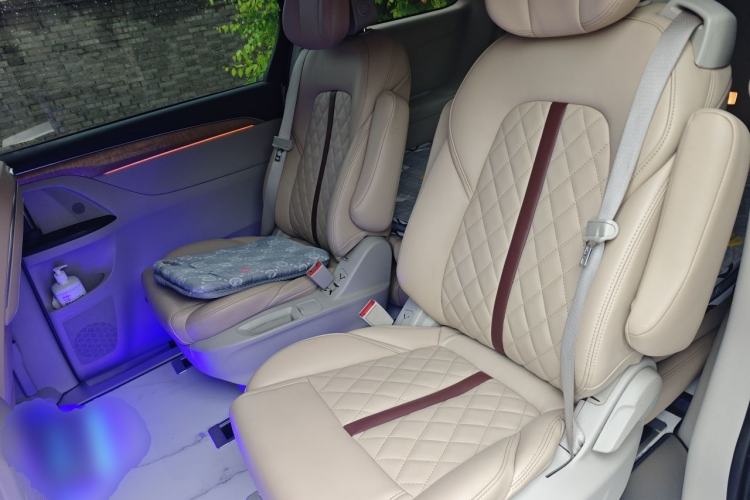 Used Buick GL8 2017 ES 28T Comfort Model China V Standard Left Rear Seat
