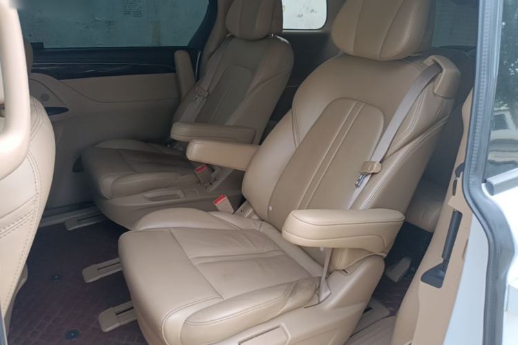 Used Buick GL8 2017 ES 28T Premium Version China V Standard Left Rear Seat