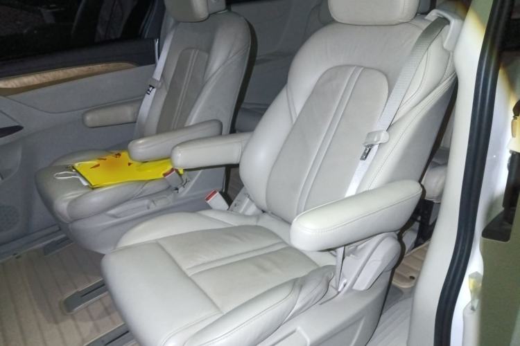 Used Buick GL8 2017 ES 28T Comfort Model China V Standard Left Rear Seat