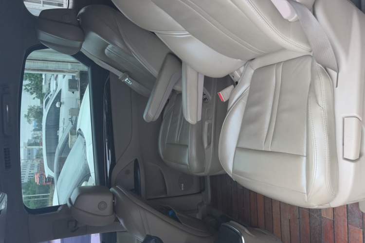 Used Buick GL8 2017 ES 28T Flagship Model China V Standard Left Rear Seat