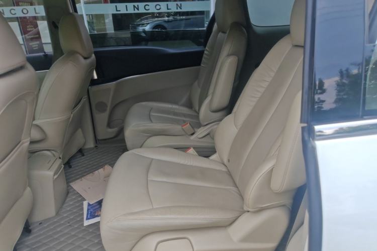 Used Buick GL8 2017 25S Luxury Version China V Standard Left Rear Seat