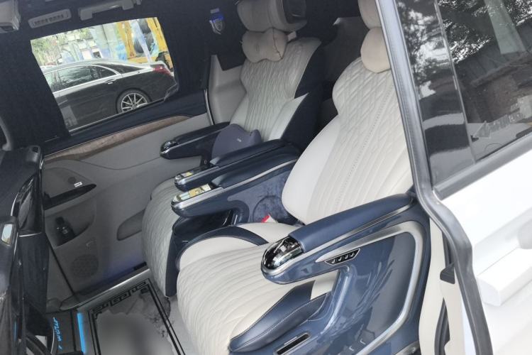 Used Buick GL8 2017 ES 28T Comfort Model China V Standard Left Rear Seat