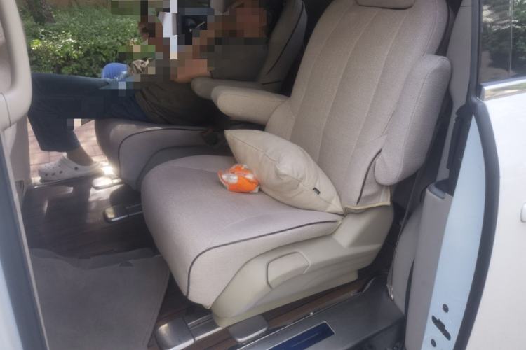Used Buick GL8 2017 25S Comfort Version China V Standard Left Rear Seat