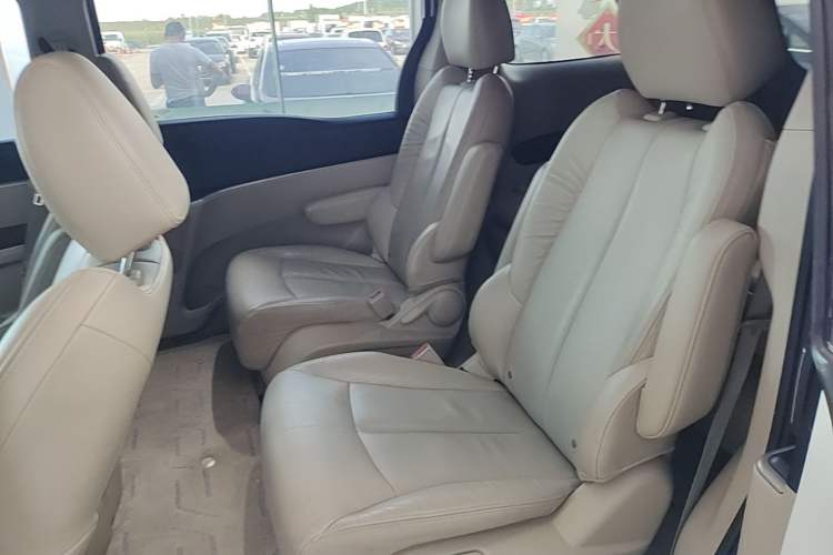 Used Buick GL8 2017 25S Luxury Version China V Standard Left Rear Seat