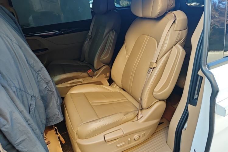 Used Buick GL8 2017 ES 28T Flagship Model China V Standard Left Rear Seat