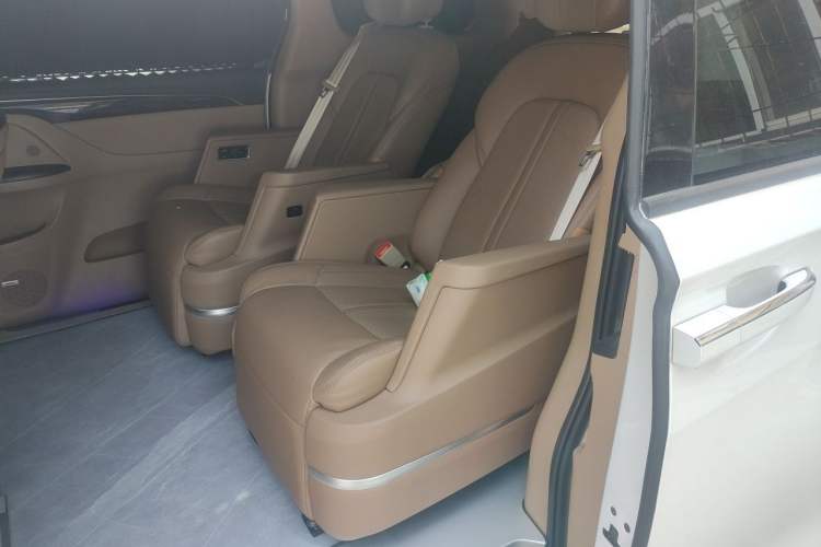 Used Buick GL8 2017 ES 28T Flagship Model China V Standard Left Rear Seat