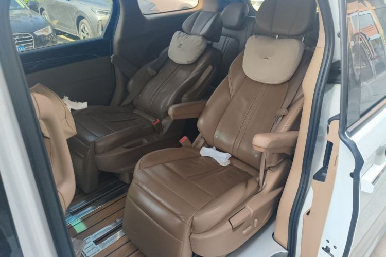 Used Buick GL8 2017 ES 28T Luxury Model China V Standard Left Rear Seat