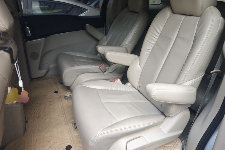 Used Buick GL8 2017 25S Luxury Version China V Standard Left Rear Seat