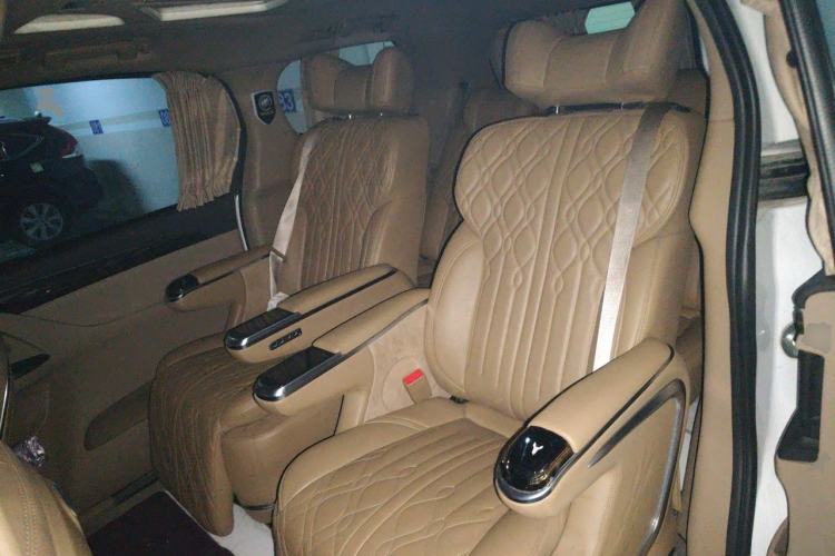 Used Buick GL8 2017 ES 28T Premium Version China V Standard Left Rear Seat