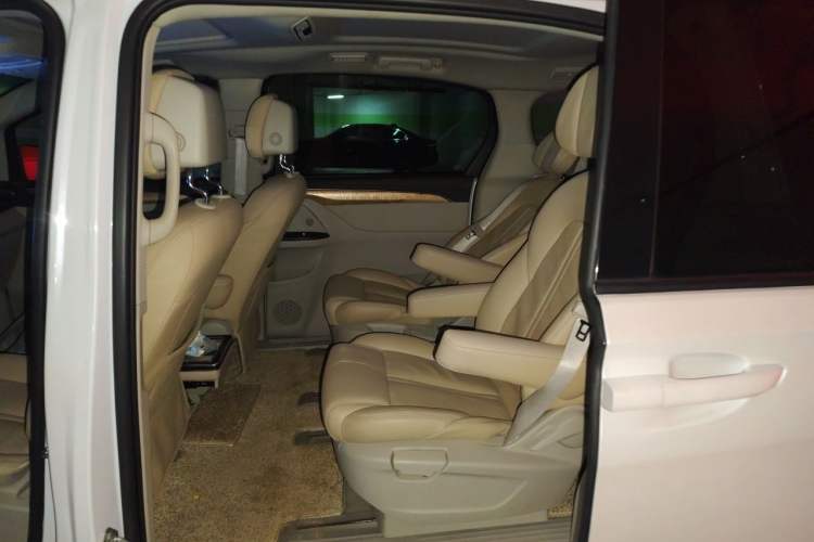 Used Buick GL8 2017 ES 28T Comfort Model China V Standard Left Rear Seat