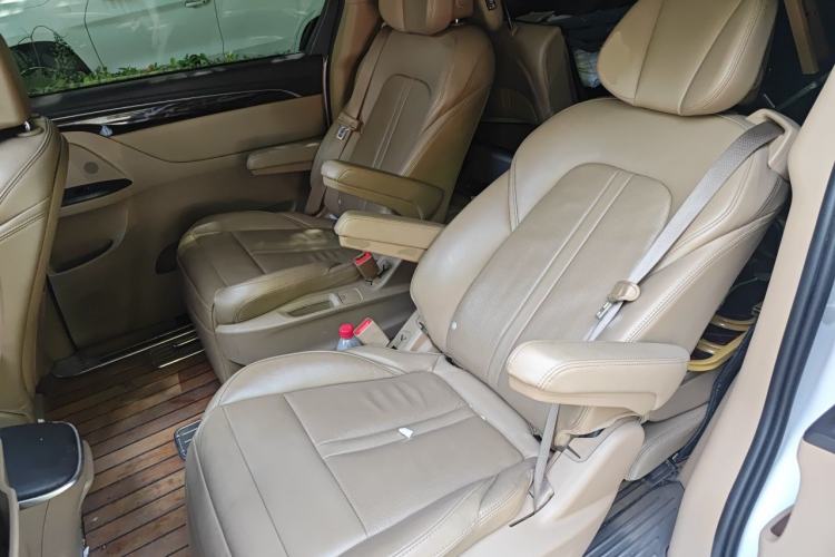 Used Buick GL8 2017 ES 28T Luxury Model China V Standard Left Rear Seat