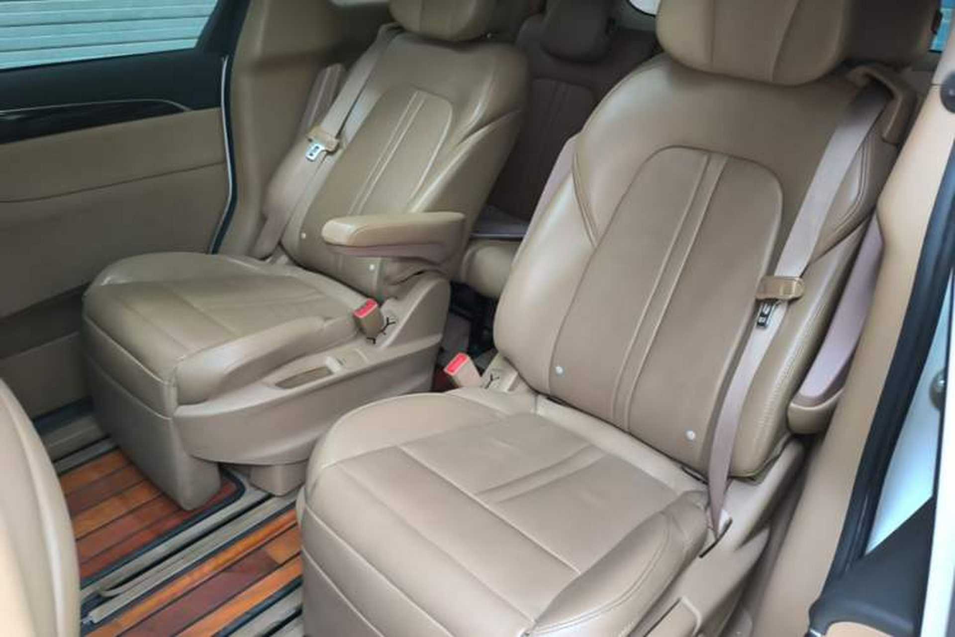 Used Buick GL8 2017 ES 28T Luxury Model China V Standard Left Rear Seat