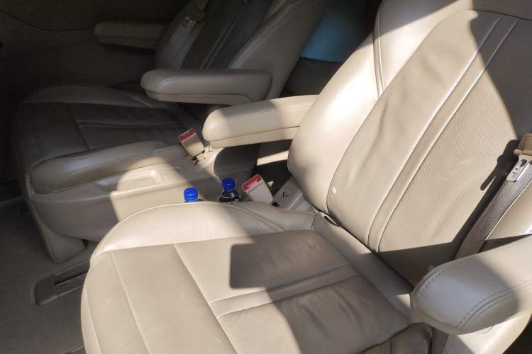 Used Buick GL8 2017 ES 28T Flagship Model China V Standard Left Rear Seat