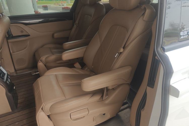 Used Buick GL8 2017 ES 28T Premium Version China V Standard Left Rear Seat