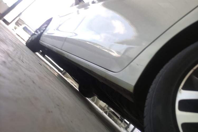 Used Buick GL8 2017 ES 28T Luxury Model China V Standard Left Side Sill