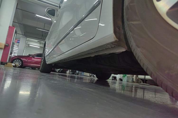 Used Buick GL8 2017 ES 28T Flagship Model China V Standard Left Side Sill