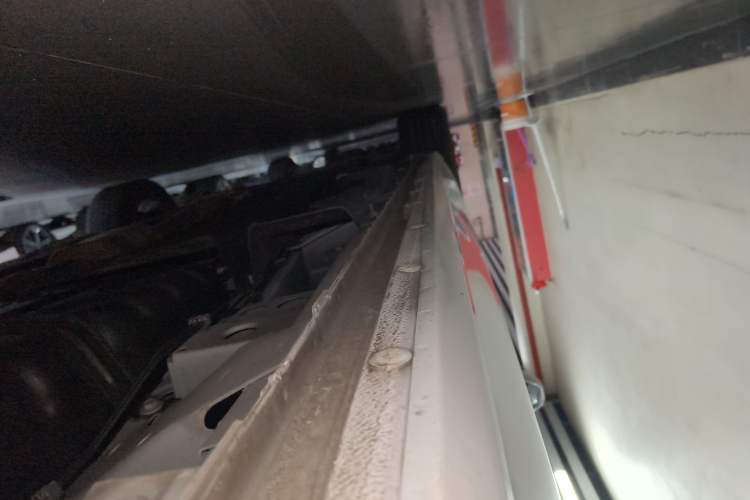 Used Buick GL8 2017 ES 28T Comfort Model China V Standard Left Side Sill