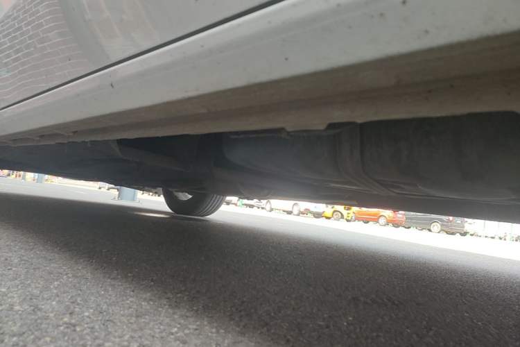 Used Buick GL8 2017 ES 28T Premium Version China V Standard Left Side Sill