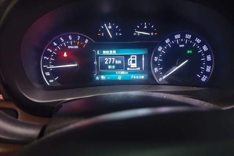 Used Buick GL8 2017 ES 28T Flagship Model China V Standard Odometer Close Up