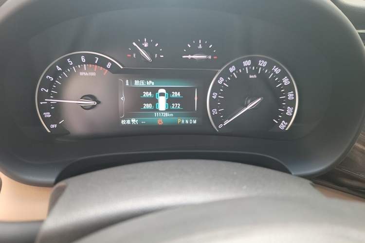 Used Buick GL8 2017 ES 28T Flagship Model China V Standard Odometer Close Up